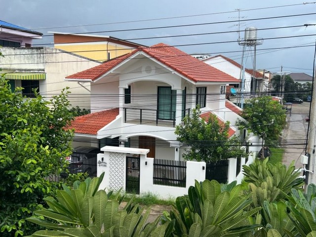 ประกาศฟรี! ซื้อ-ขาย-เช่า คอนโด บ้าน ทาวน์โฮม ที่ดิน และพื้นที่เชิงพาณิชย์ทั่วประเทศไทย ทุกทำเล ทุกงบประมาณ ไม่มีค่าใช้จ่าย ลงง่าย ขายไว เข้าถึงผู้ซื้อโดยตรง 2 178079pic1.jpg