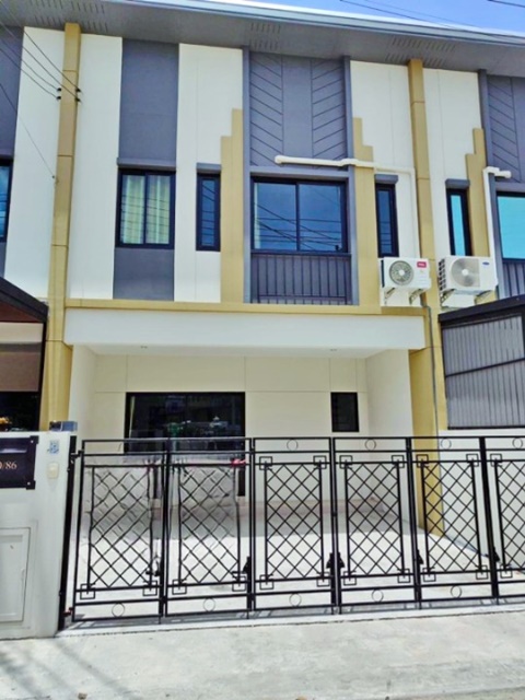 ประกาศฟรี! ซื้อ-ขาย-เช่า คอนโด บ้าน ทาวน์โฮม ที่ดิน และพื้นที่เชิงพาณิชย์ทั่วประเทศไทย ทุกทำเล ทุกงบประมาณ ไม่มีค่าใช้จ่าย ลงง่าย ขายไว เข้าถึงผู้ซื้อโดยตรง 2 178035pic1.jpg