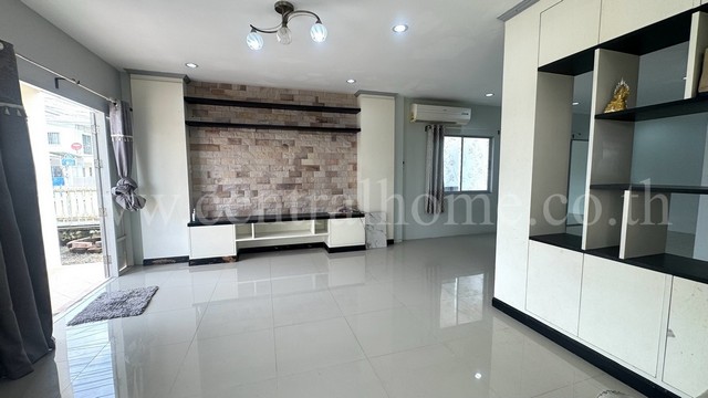 ประกาศฟรี! ซื้อ-ขาย-เช่า คอนโด บ้าน ทาวน์โฮม ที่ดิน และพื้นที่เชิงพาณิชย์ทั่วประเทศไทย ทุกทำเล ทุกงบประมาณ ไม่มีค่าใช้จ่าย ลงง่าย ขายไว เข้าถึงผู้ซื้อโดยตรง 4 279083pic3.jpg