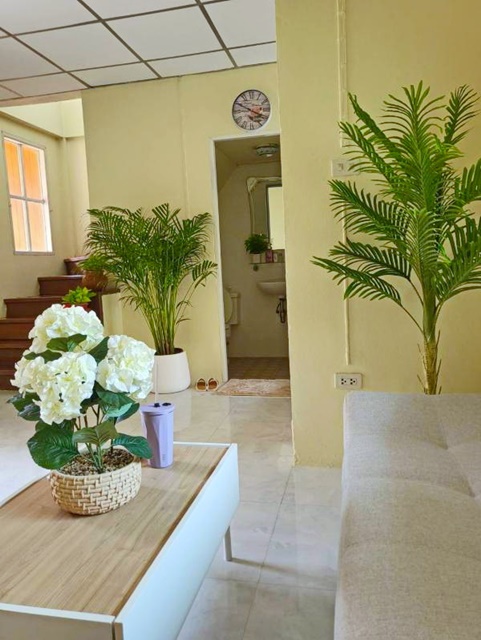 ประกาศฟรี! ซื้อ-ขาย-เช่า คอนโด บ้าน ทาวน์โฮม ที่ดิน และพื้นที่เชิงพาณิชย์ทั่วประเทศไทย ทุกทำเล ทุกงบประมาณ ไม่มีค่าใช้จ่าย ลงง่าย ขายไว เข้าถึงผู้ซื้อโดยตรง 4 278884pic3.jpg