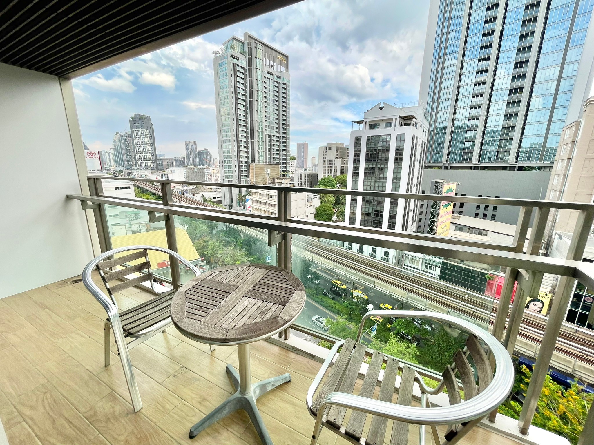 ประกาศฟรี! ซื้อ-ขาย-เช่า คอนโด บ้าน ทาวน์โฮม ที่ดิน และพื้นที่เชิงพาณิชย์ทั่วประเทศไทย ทุกทำเล ทุกงบประมาณ ไม่มีค่าใช้จ่าย ลงง่าย ขายไว เข้าถึงผู้ซื้อโดยตรง 2 DEC65AFD-D68D-49FD-A3C3-2912102C18B9.jpg