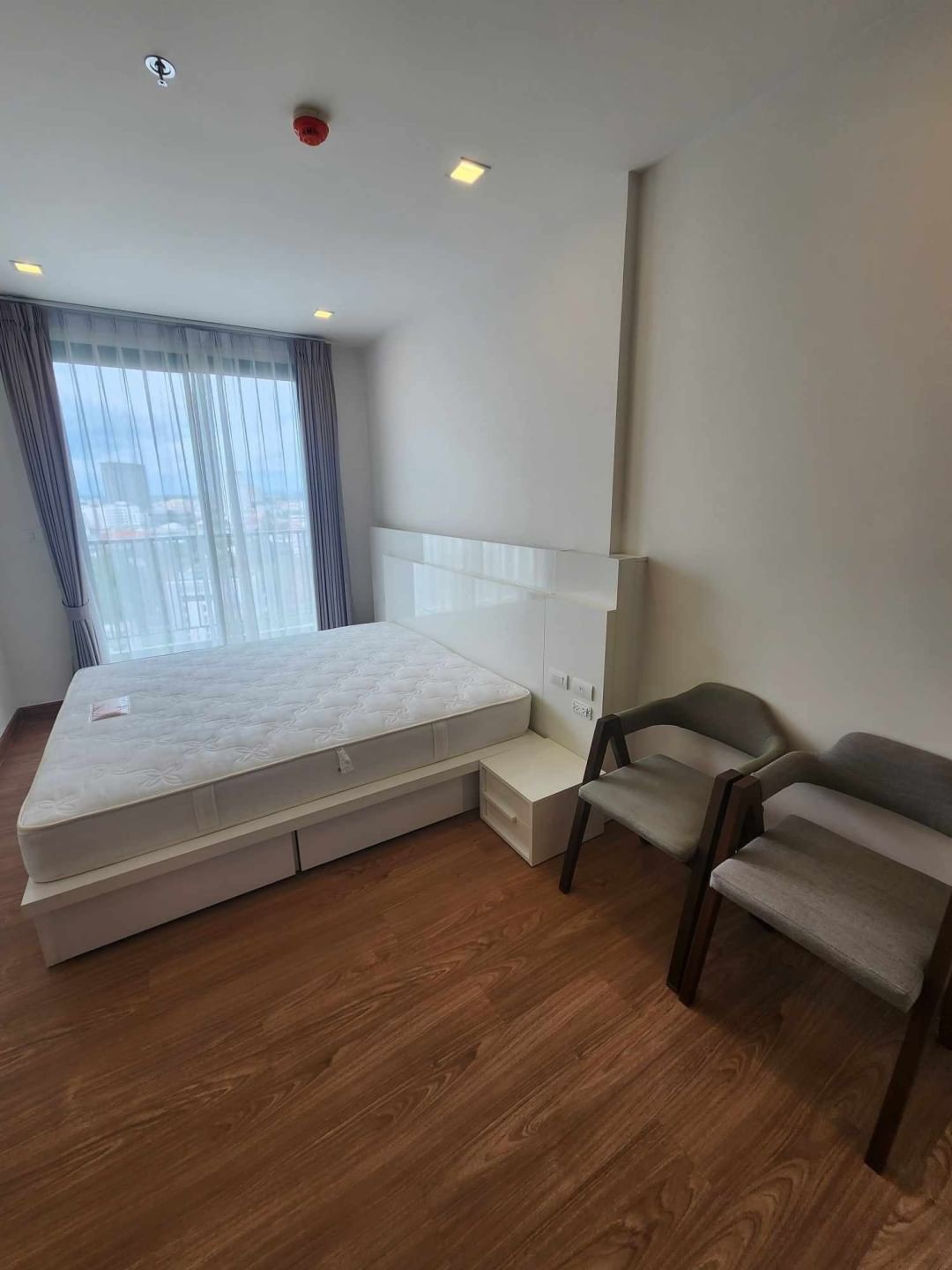 ประกาศฟรี! ซื้อ-ขาย-เช่า คอนโด บ้าน ทาวน์โฮม ที่ดิน และพื้นที่เชิงพาณิชย์ทั่วประเทศไทย ทุกทำเล ทุกงบประมาณ ไม่มีค่าใช้จ่าย ลงง่าย ขายไว เข้าถึงผู้ซื้อโดยตรง 3 178426pic2.jpg