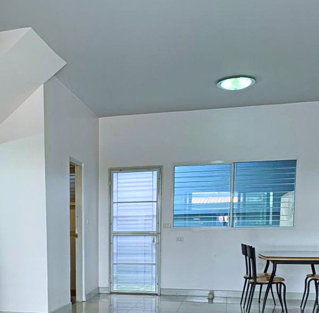 ประกาศฟรี! ซื้อ-ขาย-เช่า คอนโด บ้าน ทาวน์โฮม ที่ดิน และพื้นที่เชิงพาณิชย์ทั่วประเทศไทย ทุกทำเล ทุกงบประมาณ ไม่มีค่าใช้จ่าย ลงง่าย ขายไว เข้าถึงผู้ซื้อโดยตรง 3 278886pic2.jpg