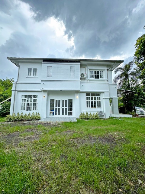 ประกาศฟรี! ซื้อ-ขาย-เช่า คอนโด บ้าน ทาวน์โฮม ที่ดิน และพื้นที่เชิงพาณิชย์ทั่วประเทศไทย ทุกทำเล ทุกงบประมาณ ไม่มีค่าใช้จ่าย ลงง่าย ขายไว เข้าถึงผู้ซื้อโดยตรง 2 178503pic1.jpg