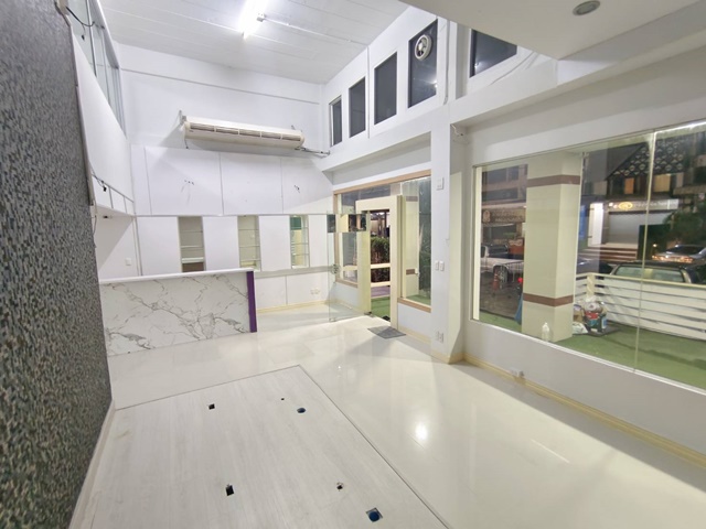 ประกาศฟรี! ซื้อ-ขาย-เช่า คอนโด บ้าน ทาวน์โฮม ที่ดิน และพื้นที่เชิงพาณิชย์ทั่วประเทศไทย ทุกทำเล ทุกงบประมาณ ไม่มีค่าใช้จ่าย ลงง่าย ขายไว เข้าถึงผู้ซื้อโดยตรง 5 178469pic4.jpg