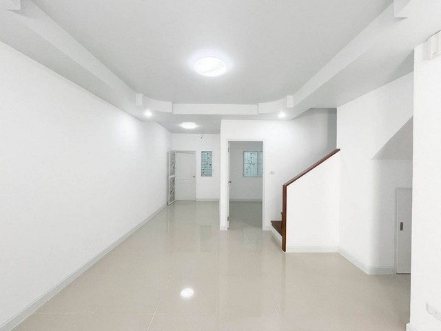 ประกาศฟรี! ซื้อ-ขาย-เช่า คอนโด บ้าน ทาวน์โฮม ที่ดิน และพื้นที่เชิงพาณิชย์ทั่วประเทศไทย ทุกทำเล ทุกงบประมาณ ไม่มีค่าใช้จ่าย ลงง่าย ขายไว เข้าถึงผู้ซื้อโดยตรง 4 469459pic3.jpg