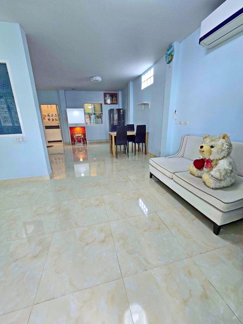 ประกาศฟรี! ซื้อ-ขาย-เช่า คอนโด บ้าน ทาวน์โฮม ที่ดิน และพื้นที่เชิงพาณิชย์ทั่วประเทศไทย ทุกทำเล ทุกงบประมาณ ไม่มีค่าใช้จ่าย ลงง่าย ขายไว เข้าถึงผู้ซื้อโดยตรง 4 279003pic3.jpg