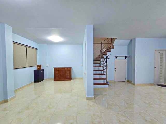 ประกาศฟรี! ซื้อ-ขาย-เช่า คอนโด บ้าน ทาวน์โฮม ที่ดิน และพื้นที่เชิงพาณิชย์ทั่วประเทศไทย ทุกทำเล ทุกงบประมาณ ไม่มีค่าใช้จ่าย ลงง่าย ขายไว เข้าถึงผู้ซื้อโดยตรง 5 279003pic4.jpg