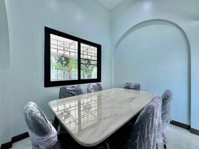 ประกาศฟรี! ซื้อ-ขาย-เช่า คอนโด บ้าน ทาวน์โฮม ที่ดิน และพื้นที่เชิงพาณิชย์ทั่วประเทศไทย ทุกทำเล ทุกงบประมาณ ไม่มีค่าใช้จ่าย ลงง่าย ขายไว เข้าถึงผู้ซื้อโดยตรง 5 178626pic4.jpg