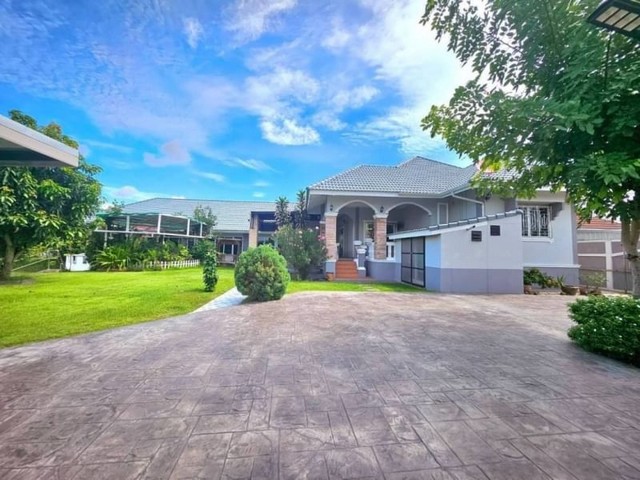 ประกาศฟรี! ซื้อ-ขาย-เช่า คอนโด บ้าน ทาวน์โฮม ที่ดิน และพื้นที่เชิงพาณิชย์ทั่วประเทศไทย ทุกทำเล ทุกงบประมาณ ไม่มีค่าใช้จ่าย ลงง่าย ขายไว เข้าถึงผู้ซื้อโดยตรง 4 178624pic3.jpg