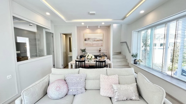 ประกาศฟรี! ซื้อ-ขาย-เช่า คอนโด บ้าน ทาวน์โฮม ที่ดิน และพื้นที่เชิงพาณิชย์ทั่วประเทศไทย ทุกทำเล ทุกงบประมาณ ไม่มีค่าใช้จ่าย ลงง่าย ขายไว เข้าถึงผู้ซื้อโดยตรง 4 480275pic3.jpg