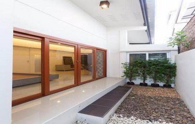 ประกาศฟรี! ซื้อ-ขาย-เช่า คอนโด บ้าน ทาวน์โฮม ที่ดิน และพื้นที่เชิงพาณิชย์ทั่วประเทศไทย ทุกทำเล ทุกงบประมาณ ไม่มีค่าใช้จ่าย ลงง่าย ขายไว เข้าถึงผู้ซื้อโดยตรง 5 480252pic4.jpg