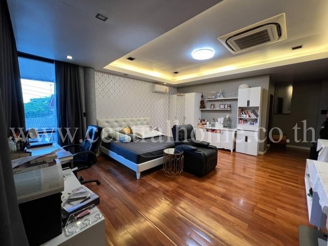 ประกาศฟรี! ซื้อ-ขาย-เช่า คอนโด บ้าน ทาวน์โฮม ที่ดิน และพื้นที่เชิงพาณิชย์ทั่วประเทศไทย ทุกทำเล ทุกงบประมาณ ไม่มีค่าใช้จ่าย ลงง่าย ขายไว เข้าถึงผู้ซื้อโดยตรง 3 271587pic2.jpg