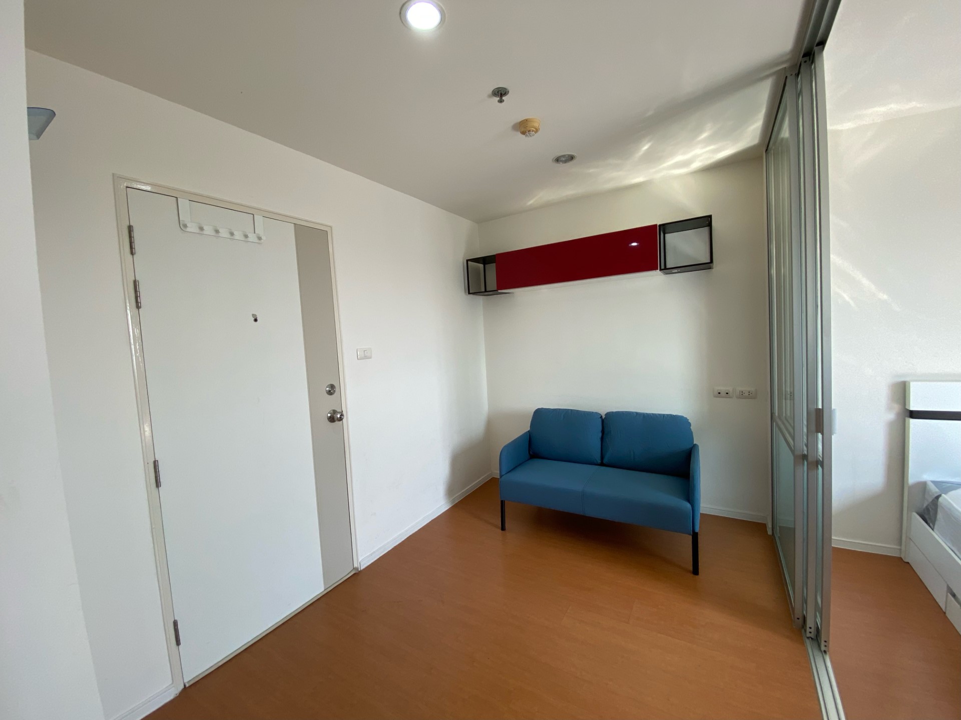 ประกาศฟรี! ซื้อ-ขาย-เช่า คอนโด บ้าน ทาวน์โฮม ที่ดิน และพื้นที่เชิงพาณิชย์ทั่วประเทศไทย ทุกทำเล ทุกงบประมาณ ไม่มีค่าใช้จ่าย ลงง่าย ขายไว เข้าถึงผู้ซื้อโดยตรง 2 mega12.jpg