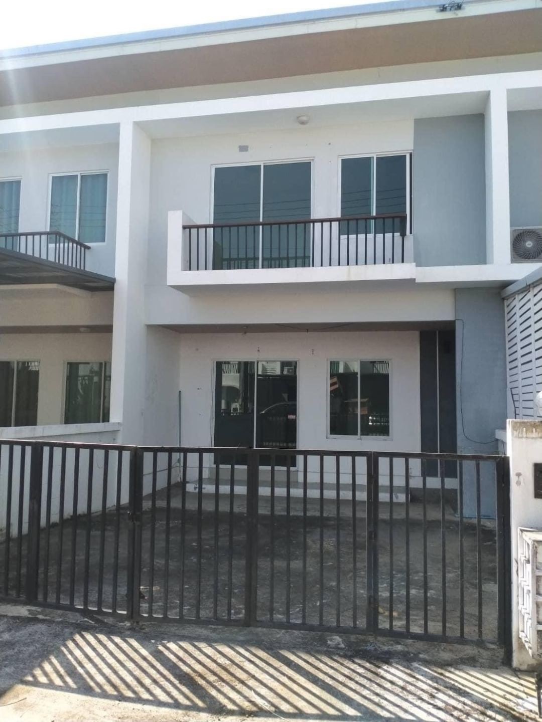 ประกาศฟรี! ซื้อ-ขาย-เช่า คอนโด บ้าน ทาวน์โฮม ที่ดิน และพื้นที่เชิงพาณิชย์ทั่วประเทศไทย ทุกทำเล ทุกงบประมาณ ไม่มีค่าใช้จ่าย ลงง่าย ขายไว เข้าถึงผู้ซื้อโดยตรง 2 179557pic1.jpg