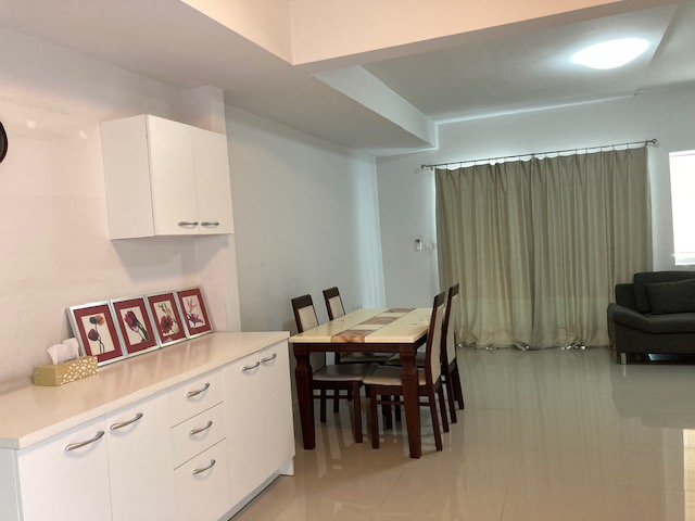 ประกาศฟรี! ซื้อ-ขาย-เช่า คอนโด บ้าน ทาวน์โฮม ที่ดิน และพื้นที่เชิงพาณิชย์ทั่วประเทศไทย ทุกทำเล ทุกงบประมาณ ไม่มีค่าใช้จ่าย ลงง่าย ขายไว เข้าถึงผู้ซื้อโดยตรง 6 Indy-15.jpg