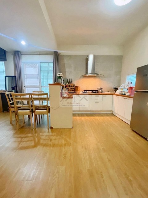 ประกาศฟรี! ซื้อ-ขาย-เช่า คอนโด บ้าน ทาวน์โฮม ที่ดิน และพื้นที่เชิงพาณิชย์ทั่วประเทศไทย ทุกทำเล ทุกงบประมาณ ไม่มีค่าใช้จ่าย ลงง่าย ขายไว เข้าถึงผู้ซื้อโดยตรง 5 480710pic4.jpg