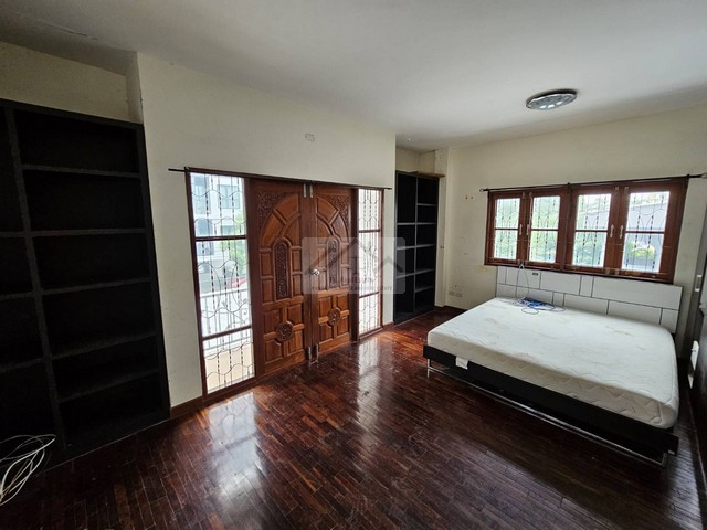 ประกาศฟรี! ซื้อ-ขาย-เช่า คอนโด บ้าน ทาวน์โฮม ที่ดิน และพื้นที่เชิงพาณิชย์ทั่วประเทศไทย ทุกทำเล ทุกงบประมาณ ไม่มีค่าใช้จ่าย ลงง่าย ขายไว เข้าถึงผู้ซื้อโดยตรง 4 480678pic3.jpg