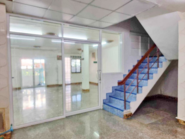 ประกาศฟรี! ซื้อ-ขาย-เช่า คอนโด บ้าน ทาวน์โฮม ที่ดิน และพื้นที่เชิงพาณิชย์ทั่วประเทศไทย ทุกทำเล ทุกงบประมาณ ไม่มีค่าใช้จ่าย ลงง่าย ขายไว เข้าถึงผู้ซื้อโดยตรง 4 179550pic3.jpg