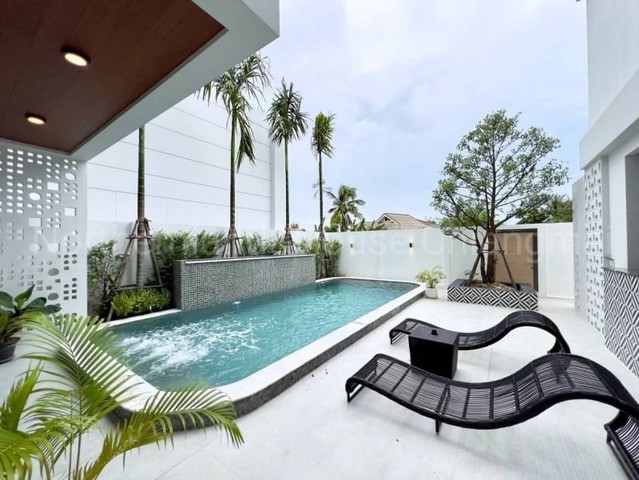 ประกาศฟรี! ซื้อ-ขาย-เช่า คอนโด บ้าน ทาวน์โฮม ที่ดิน และพื้นที่เชิงพาณิชย์ทั่วประเทศไทย ทุกทำเล ทุกงบประมาณ ไม่มีค่าใช้จ่าย ลงง่าย ขายไว เข้าถึงผู้ซื้อโดยตรง 2 179591pic1.jpg