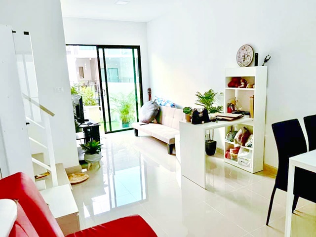 ประกาศฟรี! ซื้อ-ขาย-เช่า คอนโด บ้าน ทาวน์โฮม ที่ดิน และพื้นที่เชิงพาณิชย์ทั่วประเทศไทย ทุกทำเล ทุกงบประมาณ ไม่มีค่าใช้จ่าย ลงง่าย ขายไว เข้าถึงผู้ซื้อโดยตรง 3 179545pic2.jpg