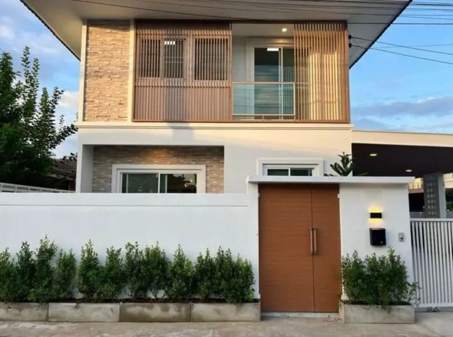 ประกาศฟรี! ซื้อ-ขาย-เช่า คอนโด บ้าน ทาวน์โฮม ที่ดิน และพื้นที่เชิงพาณิชย์ทั่วประเทศไทย ทุกทำเล ทุกงบประมาณ ไม่มีค่าใช้จ่าย ลงง่าย ขายไว เข้าถึงผู้ซื้อโดยตรง 2 179587pic1.jpg