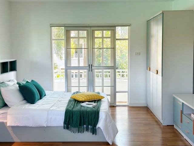 ประกาศฟรี! ซื้อ-ขาย-เช่า คอนโด บ้าน ทาวน์โฮม ที่ดิน และพื้นที่เชิงพาณิชย์ทั่วประเทศไทย ทุกทำเล ทุกงบประมาณ ไม่มีค่าใช้จ่าย ลงง่าย ขายไว เข้าถึงผู้ซื้อโดยตรง 5 179586pic4.jpg