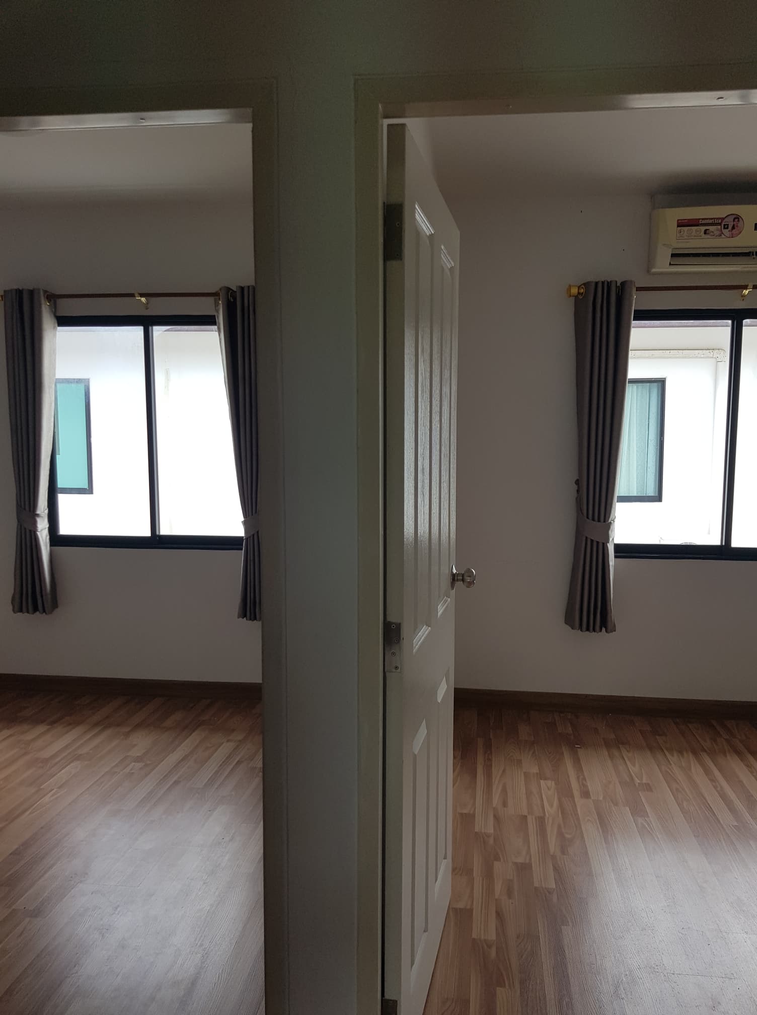 ประกาศฟรี! ซื้อ-ขาย-เช่า คอนโด บ้าน ทาวน์โฮม ที่ดิน และพื้นที่เชิงพาณิชย์ทั่วประเทศไทย ทุกทำเล ทุกงบประมาณ ไม่มีค่าใช้จ่าย ลงง่าย ขายไว เข้าถึงผู้ซื้อโดยตรง 4 474056pic3.jpg