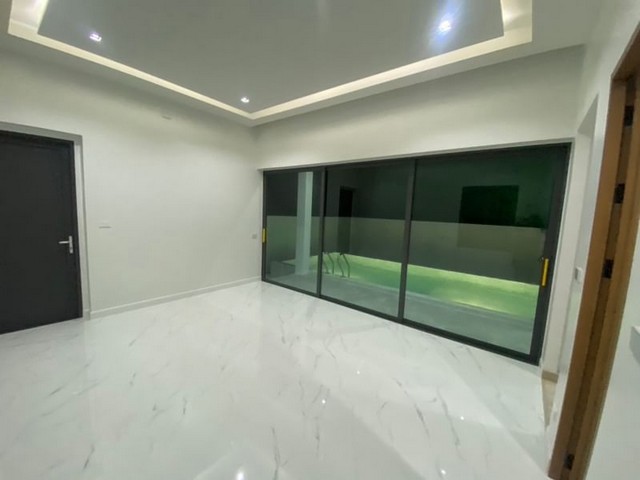 ประกาศฟรี! ซื้อ-ขาย-เช่า คอนโด บ้าน ทาวน์โฮม ที่ดิน และพื้นที่เชิงพาณิชย์ทั่วประเทศไทย ทุกทำเล ทุกงบประมาณ ไม่มีค่าใช้จ่าย ลงง่าย ขายไว เข้าถึงผู้ซื้อโดยตรง 3 179810pic2.jpg