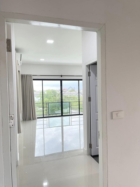 ประกาศฟรี! ซื้อ-ขาย-เช่า คอนโด บ้าน ทาวน์โฮม ที่ดิน และพื้นที่เชิงพาณิชย์ทั่วประเทศไทย ทุกทำเล ทุกงบประมาณ ไม่มีค่าใช้จ่าย ลงง่าย ขายไว เข้าถึงผู้ซื้อโดยตรง 4 480914pic3.jpg