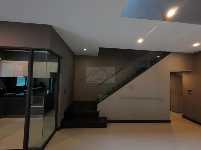 ประกาศฟรี! ซื้อ-ขาย-เช่า คอนโด บ้าน ทาวน์โฮม ที่ดิน และพื้นที่เชิงพาณิชย์ทั่วประเทศไทย ทุกทำเล ทุกงบประมาณ ไม่มีค่าใช้จ่าย ลงง่าย ขายไว เข้าถึงผู้ซื้อโดยตรง 4 481045pic3.jpg