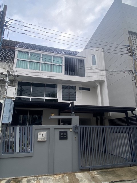 ประกาศฟรี! ซื้อ-ขาย-เช่า คอนโด บ้าน ทาวน์โฮม ที่ดิน และพื้นที่เชิงพาณิชย์ทั่วประเทศไทย ทุกทำเล ทุกงบประมาณ ไม่มีค่าใช้จ่าย ลงง่าย ขายไว เข้าถึงผู้ซื้อโดยตรง 2 481044pic1.jpg