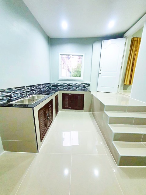 ประกาศฟรี! ซื้อ-ขาย-เช่า คอนโด บ้าน ทาวน์โฮม ที่ดิน และพื้นที่เชิงพาณิชย์ทั่วประเทศไทย ทุกทำเล ทุกงบประมาณ ไม่มีค่าใช้จ่าย ลงง่าย ขายไว เข้าถึงผู้ซื้อโดยตรง 5 180303pic4.jpg