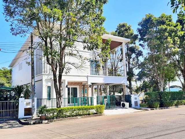 ประกาศฟรี! ซื้อ-ขาย-เช่า คอนโด บ้าน ทาวน์โฮม ที่ดิน และพื้นที่เชิงพาณิชย์ทั่วประเทศไทย ทุกทำเล ทุกงบประมาณ ไม่มีค่าใช้จ่าย ลงง่าย ขายไว เข้าถึงผู้ซื้อโดยตรง 3 180126pic2.jpg