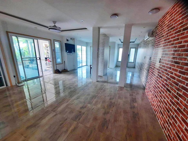 ประกาศฟรี! ซื้อ-ขาย-เช่า คอนโด บ้าน ทาวน์โฮม ที่ดิน และพื้นที่เชิงพาณิชย์ทั่วประเทศไทย ทุกทำเล ทุกงบประมาณ ไม่มีค่าใช้จ่าย ลงง่าย ขายไว เข้าถึงผู้ซื้อโดยตรง 4 180125pic3.jpg