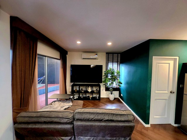 ประกาศฟรี! ซื้อ-ขาย-เช่า คอนโด บ้าน ทาวน์โฮม ที่ดิน และพื้นที่เชิงพาณิชย์ทั่วประเทศไทย ทุกทำเล ทุกงบประมาณ ไม่มีค่าใช้จ่าย ลงง่าย ขายไว เข้าถึงผู้ซื้อโดยตรง 2 481082pic1.jpg