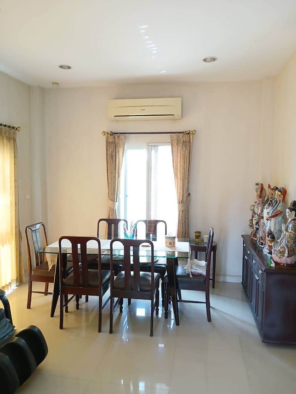 ประกาศฟรี! ซื้อ-ขาย-เช่า คอนโด บ้าน ทาวน์โฮม ที่ดิน และพื้นที่เชิงพาณิชย์ทั่วประเทศไทย ทุกทำเล ทุกงบประมาณ ไม่มีค่าใช้จ่าย ลงง่าย ขายไว เข้าถึงผู้ซื้อโดยตรง 3 481069pic2.jpg