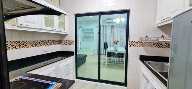 ประกาศฟรี! ซื้อ-ขาย-เช่า คอนโด บ้าน ทาวน์โฮม ที่ดิน และพื้นที่เชิงพาณิชย์ทั่วประเทศไทย ทุกทำเล ทุกงบประมาณ ไม่มีค่าใช้จ่าย ลงง่าย ขายไว เข้าถึงผู้ซื้อโดยตรง 3 180456pic2.jpg