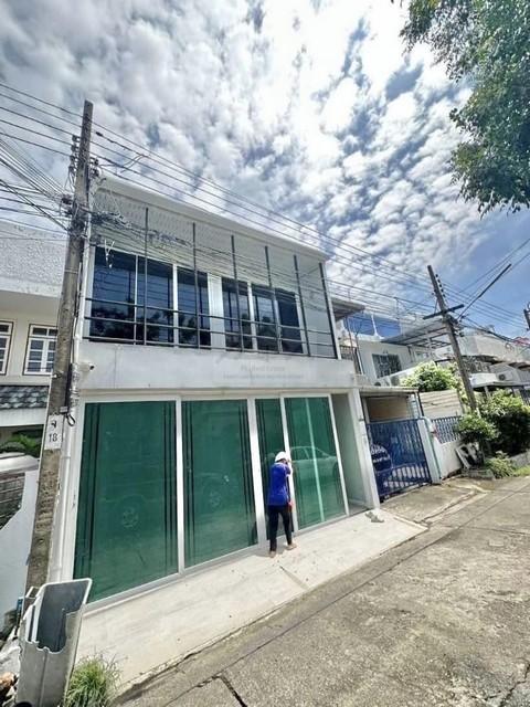 ประกาศฟรี! ซื้อ-ขาย-เช่า คอนโด บ้าน ทาวน์โฮม ที่ดิน และพื้นที่เชิงพาณิชย์ทั่วประเทศไทย ทุกทำเล ทุกงบประมาณ ไม่มีค่าใช้จ่าย ลงง่าย ขายไว เข้าถึงผู้ซื้อโดยตรง 2 481257pic1.jpg