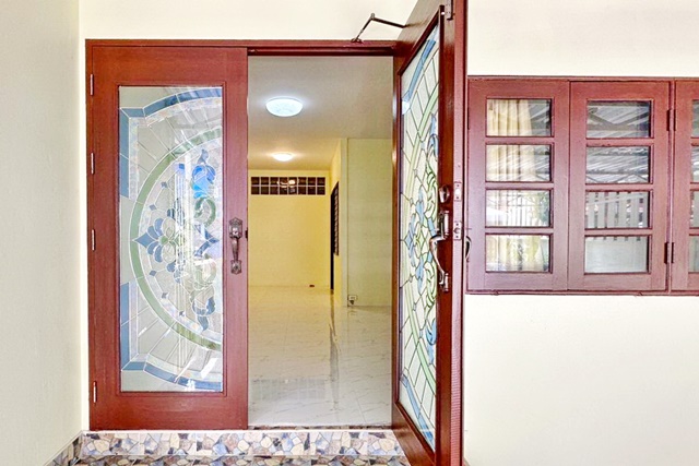 ประกาศฟรี! ซื้อ-ขาย-เช่า คอนโด บ้าน ทาวน์โฮม ที่ดิน และพื้นที่เชิงพาณิชย์ทั่วประเทศไทย ทุกทำเล ทุกงบประมาณ ไม่มีค่าใช้จ่าย ลงง่าย ขายไว เข้าถึงผู้ซื้อโดยตรง 4 180922pic3.jpg