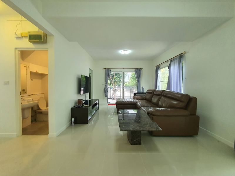 ประกาศฟรี! ซื้อ-ขาย-เช่า คอนโด บ้าน ทาวน์โฮม ที่ดิน และพื้นที่เชิงพาณิชย์ทั่วประเทศไทย ทุกทำเล ทุกงบประมาณ ไม่มีค่าใช้จ่าย ลงง่าย ขายไว เข้าถึงผู้ซื้อโดยตรง 4 21953pic3.jpg