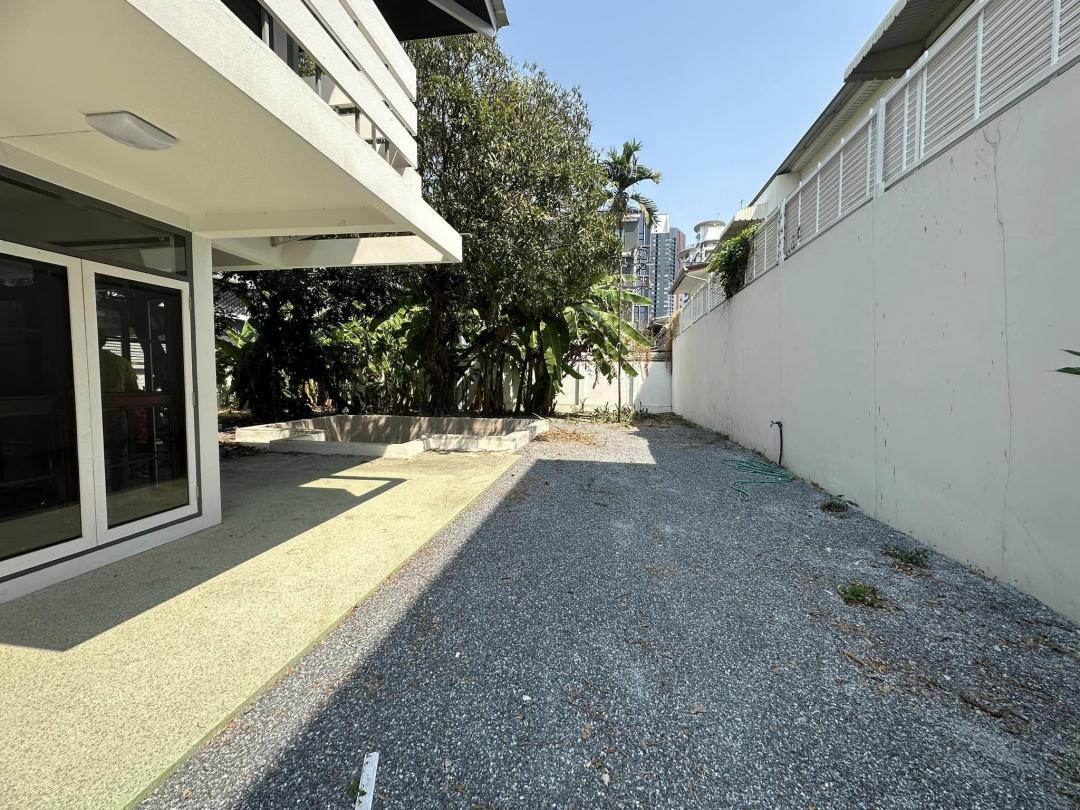 ประกาศฟรี! ซื้อ-ขาย-เช่า คอนโด บ้าน ทาวน์โฮม ที่ดิน และพื้นที่เชิงพาณิชย์ทั่วประเทศไทย ทุกทำเล ทุกงบประมาณ ไม่มีค่าใช้จ่าย ลงง่าย ขายไว เข้าถึงผู้ซื้อโดยตรง 4 481549pic3.jpg