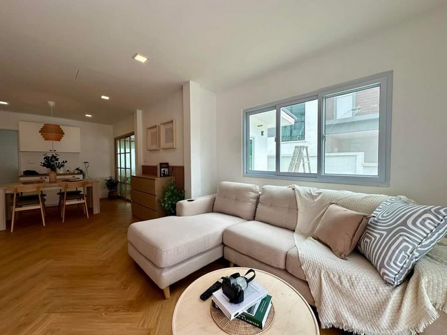 ประกาศฟรี! ซื้อ-ขาย-เช่า คอนโด บ้าน ทาวน์โฮม ที่ดิน และพื้นที่เชิงพาณิชย์ทั่วประเทศไทย ทุกทำเล ทุกงบประมาณ ไม่มีค่าใช้จ่าย ลงง่าย ขายไว เข้าถึงผู้ซื้อโดยตรง 4 481578pic3.jpg