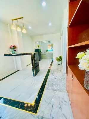 ประกาศฟรี! ซื้อ-ขาย-เช่า คอนโด บ้าน ทาวน์โฮม ที่ดิน และพื้นที่เชิงพาณิชย์ทั่วประเทศไทย ทุกทำเล ทุกงบประมาณ ไม่มีค่าใช้จ่าย ลงง่าย ขายไว เข้าถึงผู้ซื้อโดยตรง 9 Lalin-10.jpg