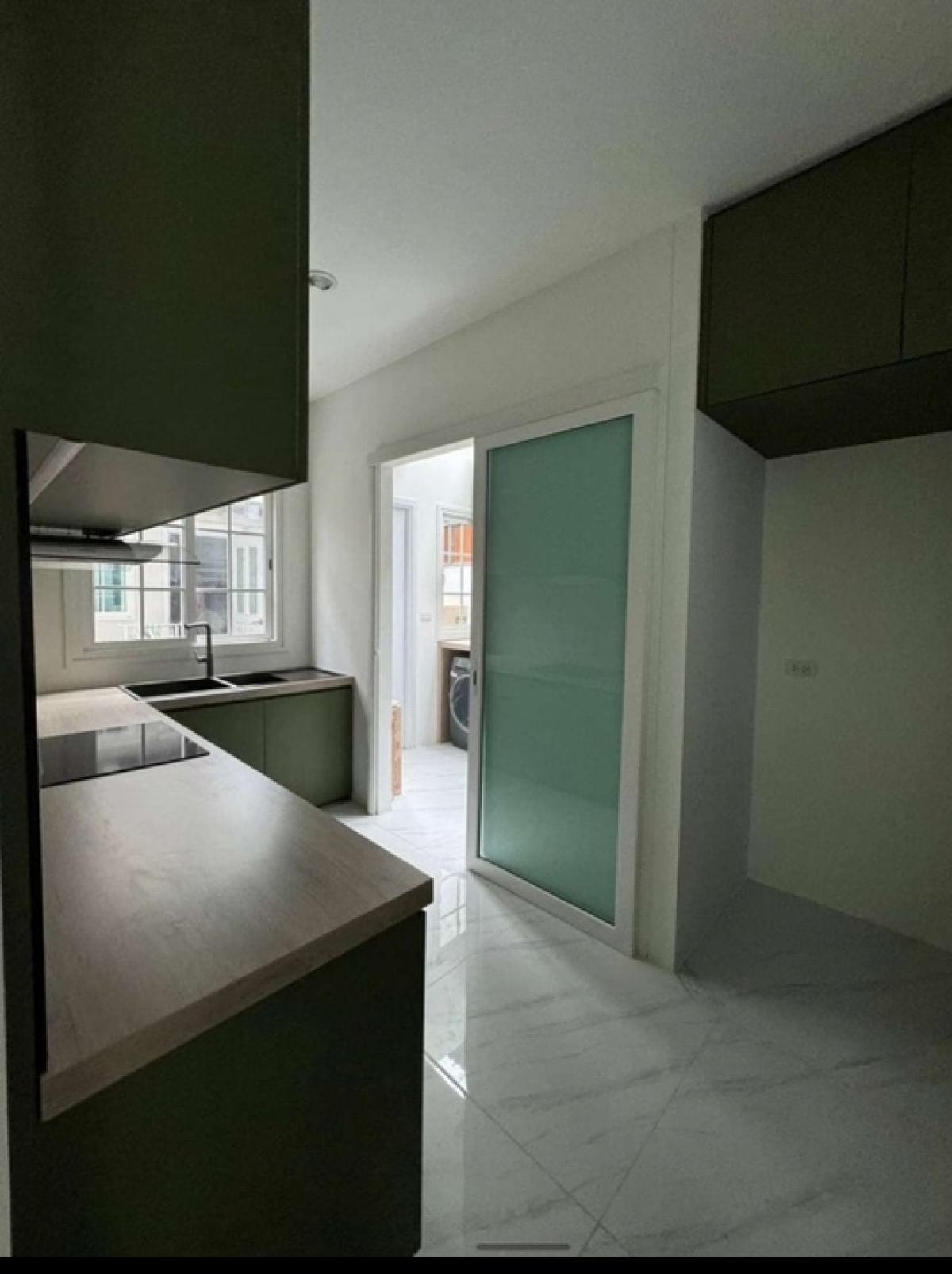 ประกาศฟรี! ซื้อ-ขาย-เช่า คอนโด บ้าน ทาวน์โฮม ที่ดิน และพื้นที่เชิงพาณิชย์ทั่วประเทศไทย ทุกทำเล ทุกงบประมาณ ไม่มีค่าใช้จ่าย ลงง่าย ขายไว เข้าถึงผู้ซื้อโดยตรง 3 181024pic2.jpg