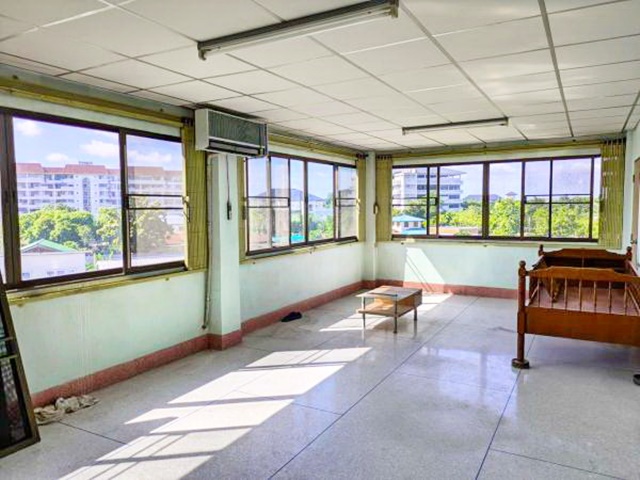 ประกาศฟรี! ซื้อ-ขาย-เช่า คอนโด บ้าน ทาวน์โฮม ที่ดิน และพื้นที่เชิงพาณิชย์ทั่วประเทศไทย ทุกทำเล ทุกงบประมาณ ไม่มีค่าใช้จ่าย ลงง่าย ขายไว เข้าถึงผู้ซื้อโดยตรง 4 181183pic3.jpg