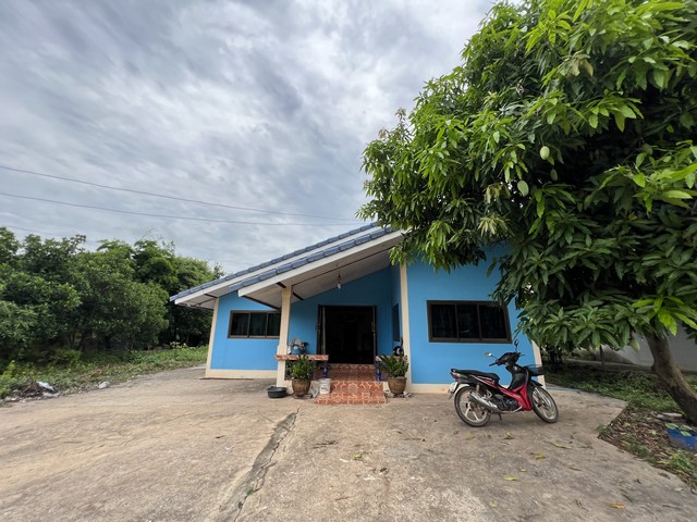 ประกาศฟรี! ซื้อ-ขาย-เช่า คอนโด บ้าน ทาวน์โฮม ที่ดิน และพื้นที่เชิงพาณิชย์ทั่วประเทศไทย ทุกทำเล ทุกงบประมาณ ไม่มีค่าใช้จ่าย ลงง่าย ขายไว เข้าถึงผู้ซื้อโดยตรง 3 481757pic2.jpg