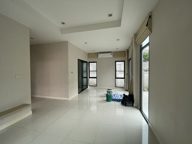 ประกาศฟรี! ซื้อ-ขาย-เช่า คอนโด บ้าน ทาวน์โฮม ที่ดิน และพื้นที่เชิงพาณิชย์ทั่วประเทศไทย ทุกทำเล ทุกงบประมาณ ไม่มีค่าใช้จ่าย ลงง่าย ขายไว เข้าถึงผู้ซื้อโดยตรง 3 481714pic2.jpg