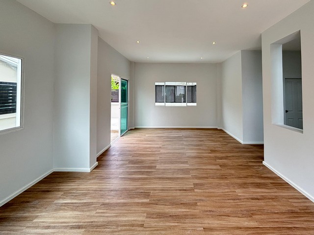 ประกาศฟรี! ซื้อ-ขาย-เช่า คอนโด บ้าน ทาวน์โฮม ที่ดิน และพื้นที่เชิงพาณิชย์ทั่วประเทศไทย ทุกทำเล ทุกงบประมาณ ไม่มีค่าใช้จ่าย ลงง่าย ขายไว เข้าถึงผู้ซื้อโดยตรง 2 481745pic1.jpg