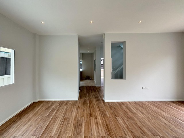 ประกาศฟรี! ซื้อ-ขาย-เช่า คอนโด บ้าน ทาวน์โฮม ที่ดิน และพื้นที่เชิงพาณิชย์ทั่วประเทศไทย ทุกทำเล ทุกงบประมาณ ไม่มีค่าใช้จ่าย ลงง่าย ขายไว เข้าถึงผู้ซื้อโดยตรง 3 481745pic2.jpg